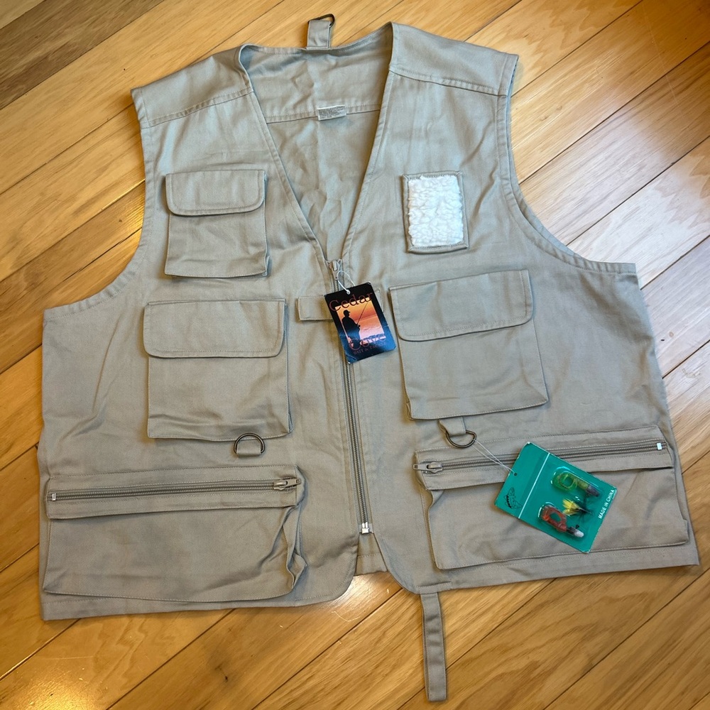 NWT Cedar Cove Bait & Tackle Stylish Gray Cotton Twill Fishing Vest - Picture 3 of 11